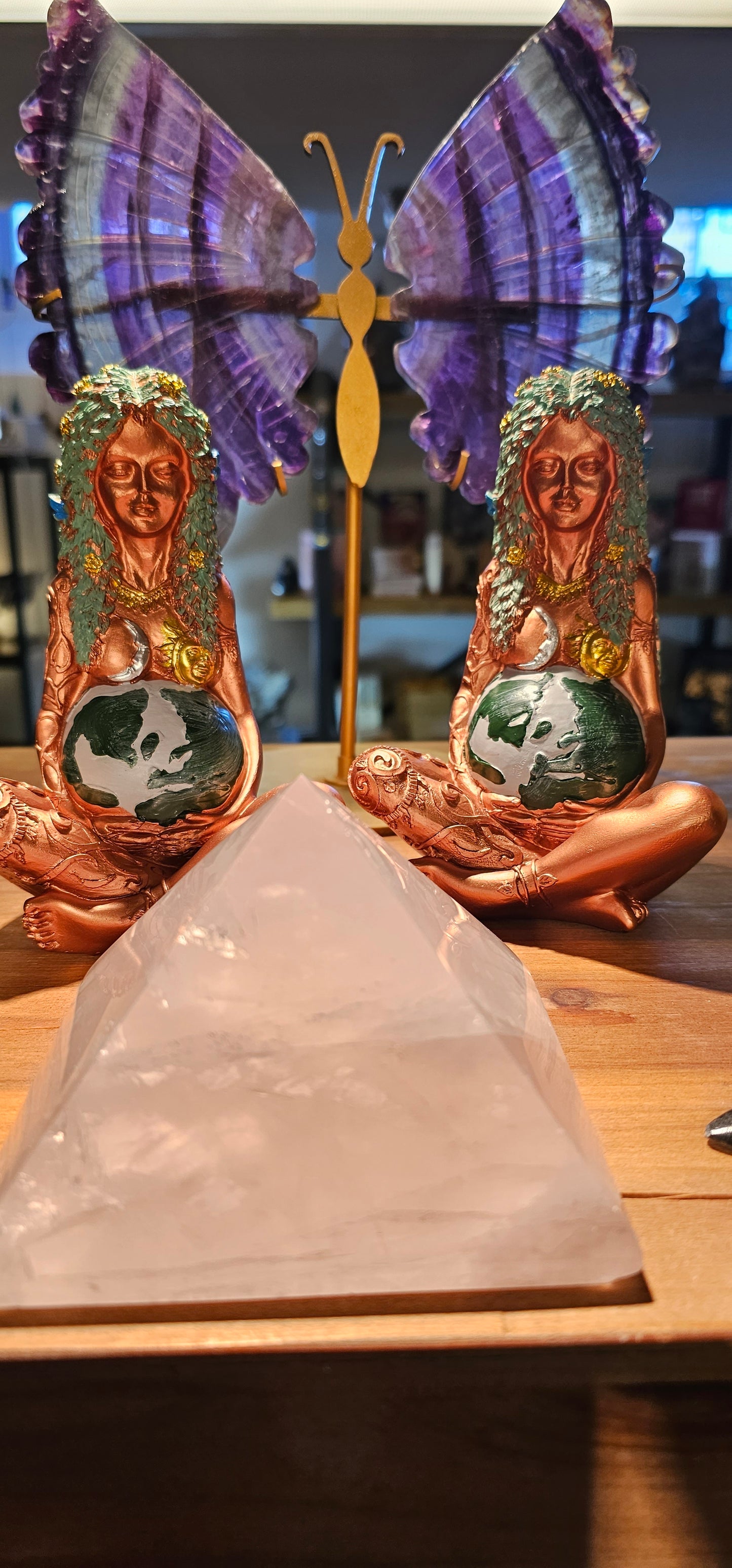 Rose Quartz Pyramid