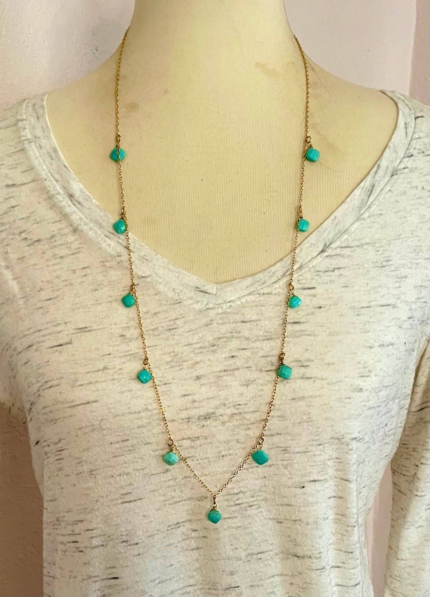 On Point- turquoise gold chain necklace