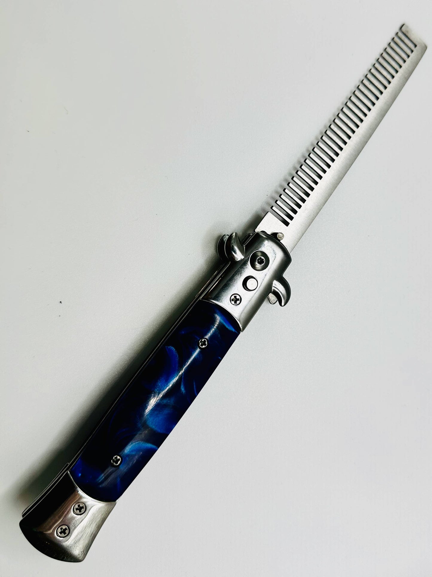 Switch Comb: White or Blue