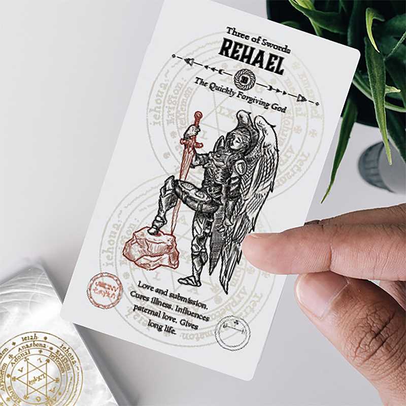 Angel Tarot by Travis McHenry: Flashcards; 78 pages / English