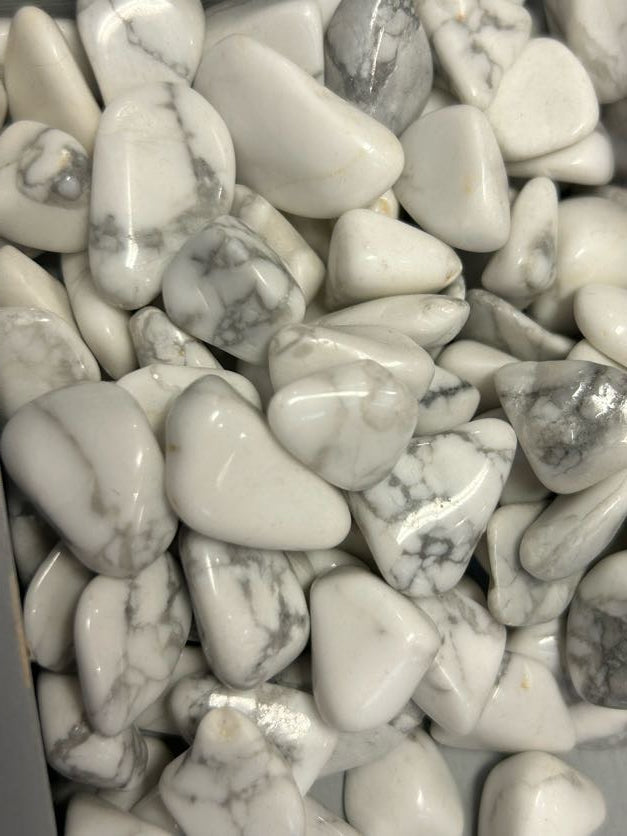 Howlite White Tumbled