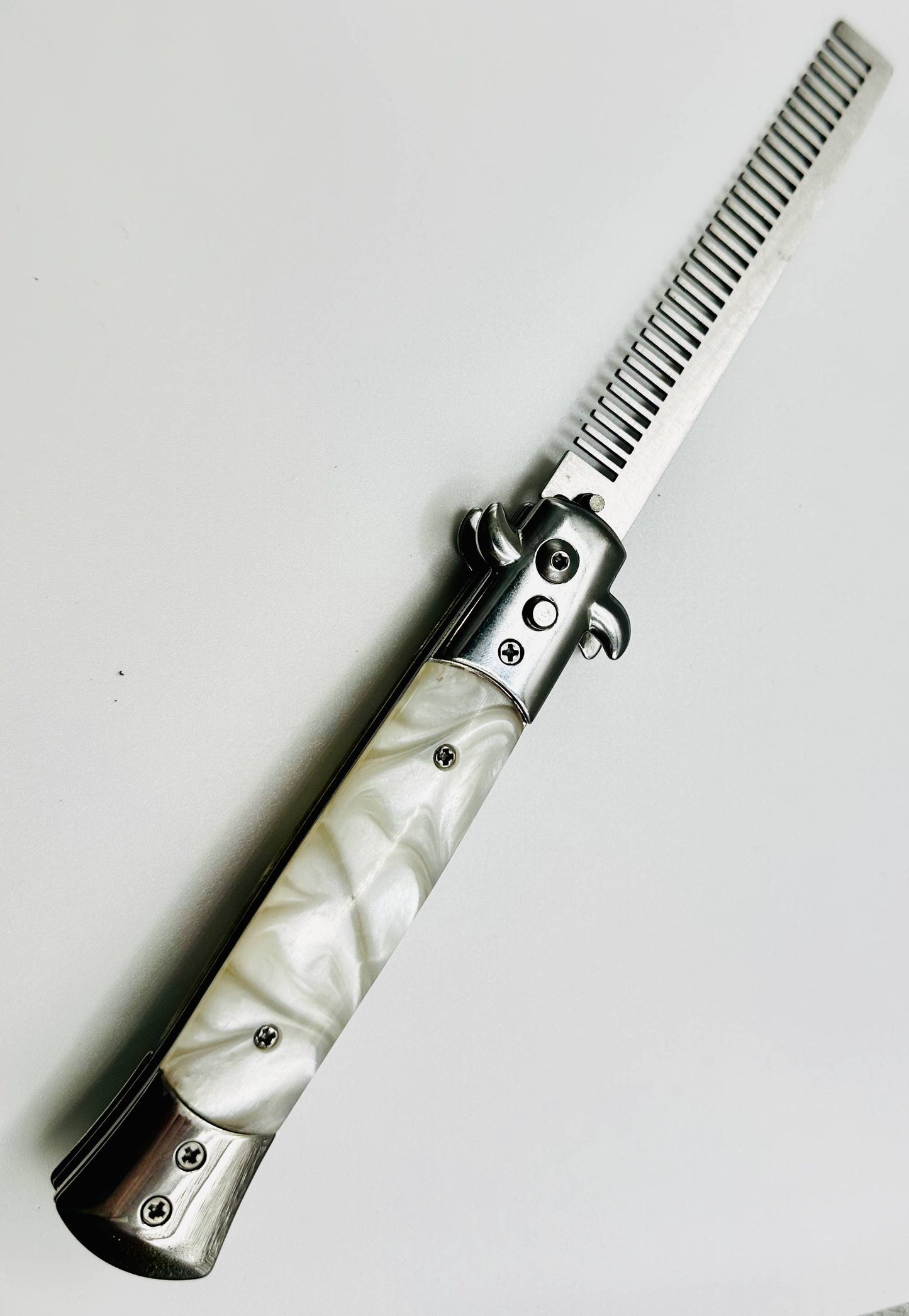 Switch Comb: White or Blue