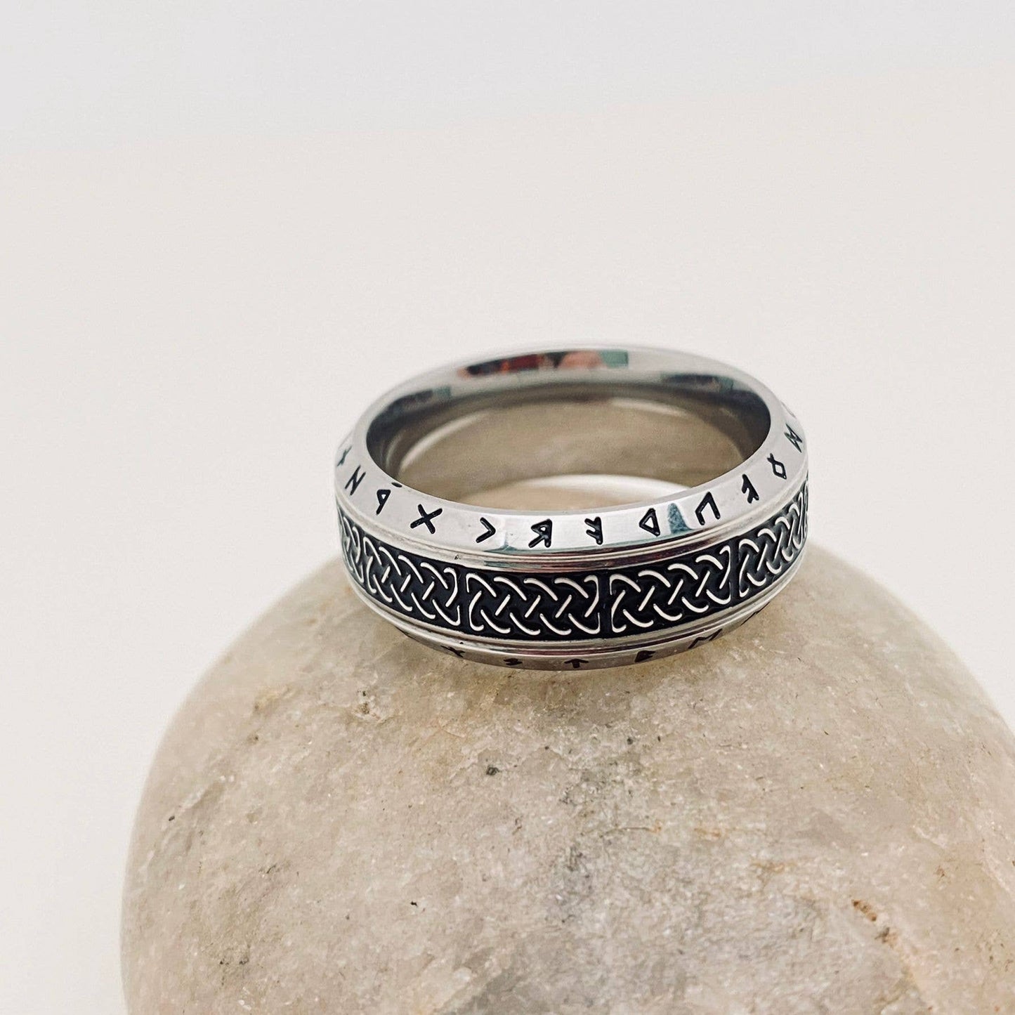 Men's Retro Viking Rune Celtic Knot Titanium Steel Ring Gold