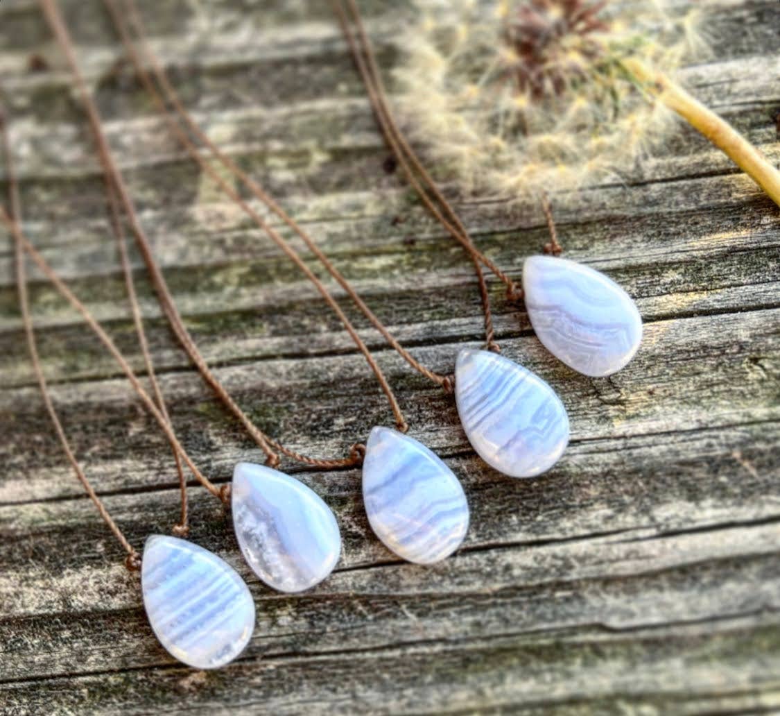 Blue Lace Agate Smooth Teardrop Cord Necklace : 16, 18 inches in legnth