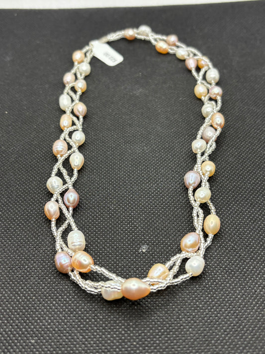 Peal Necklace 18" Magnectic Clasp