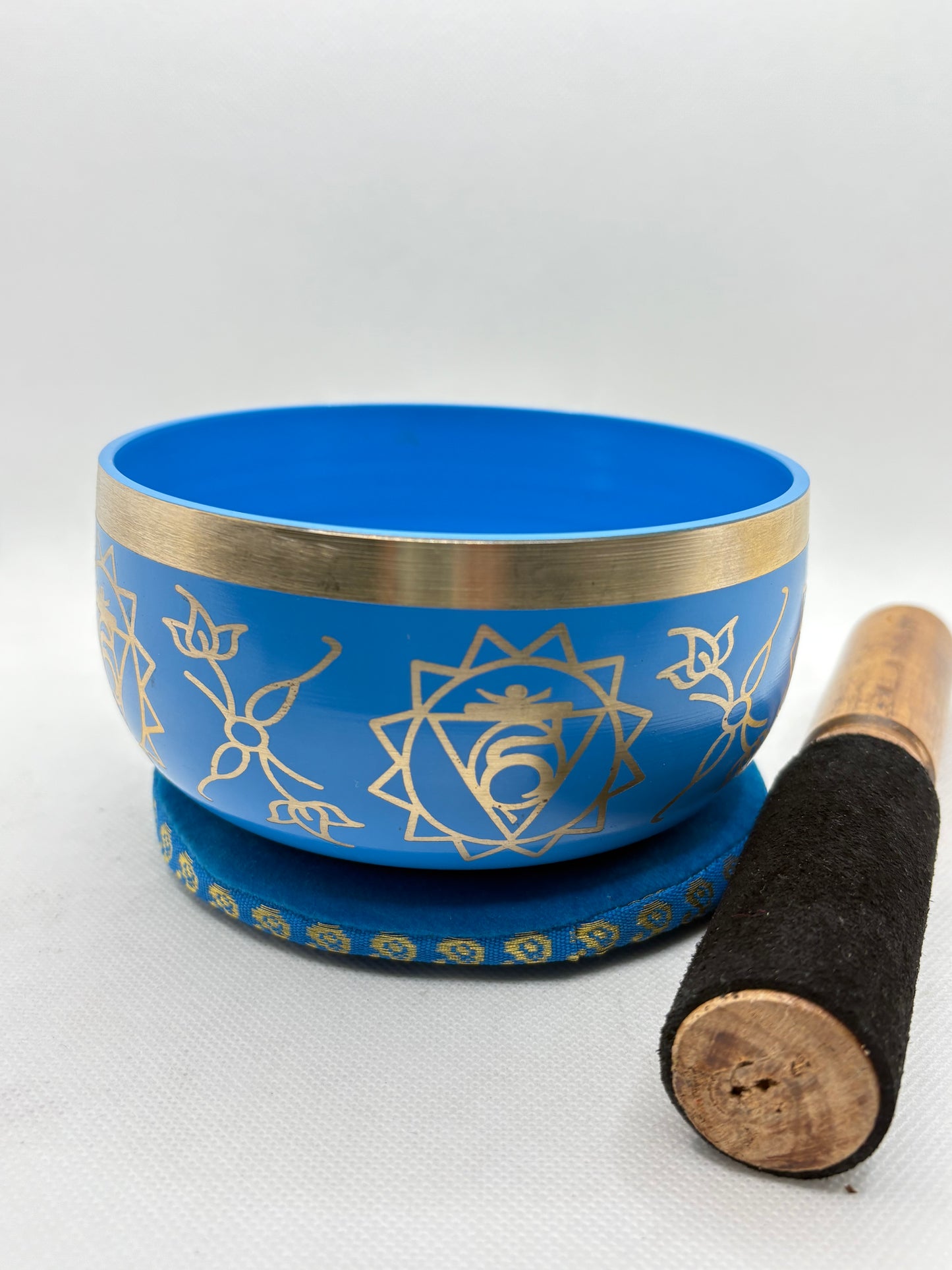 Chakra Tibetan Singing Bowl Medium Colored Boxes- Atma Buti