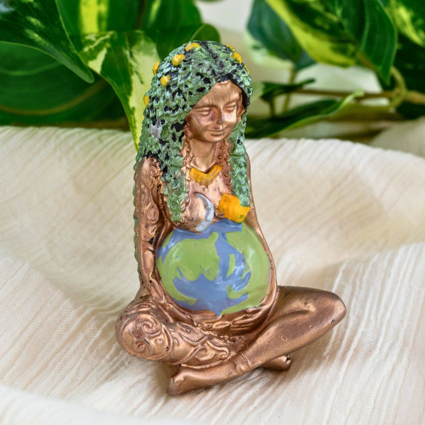 Goddess Gaia Statue: Millyear Mother Earth: Small