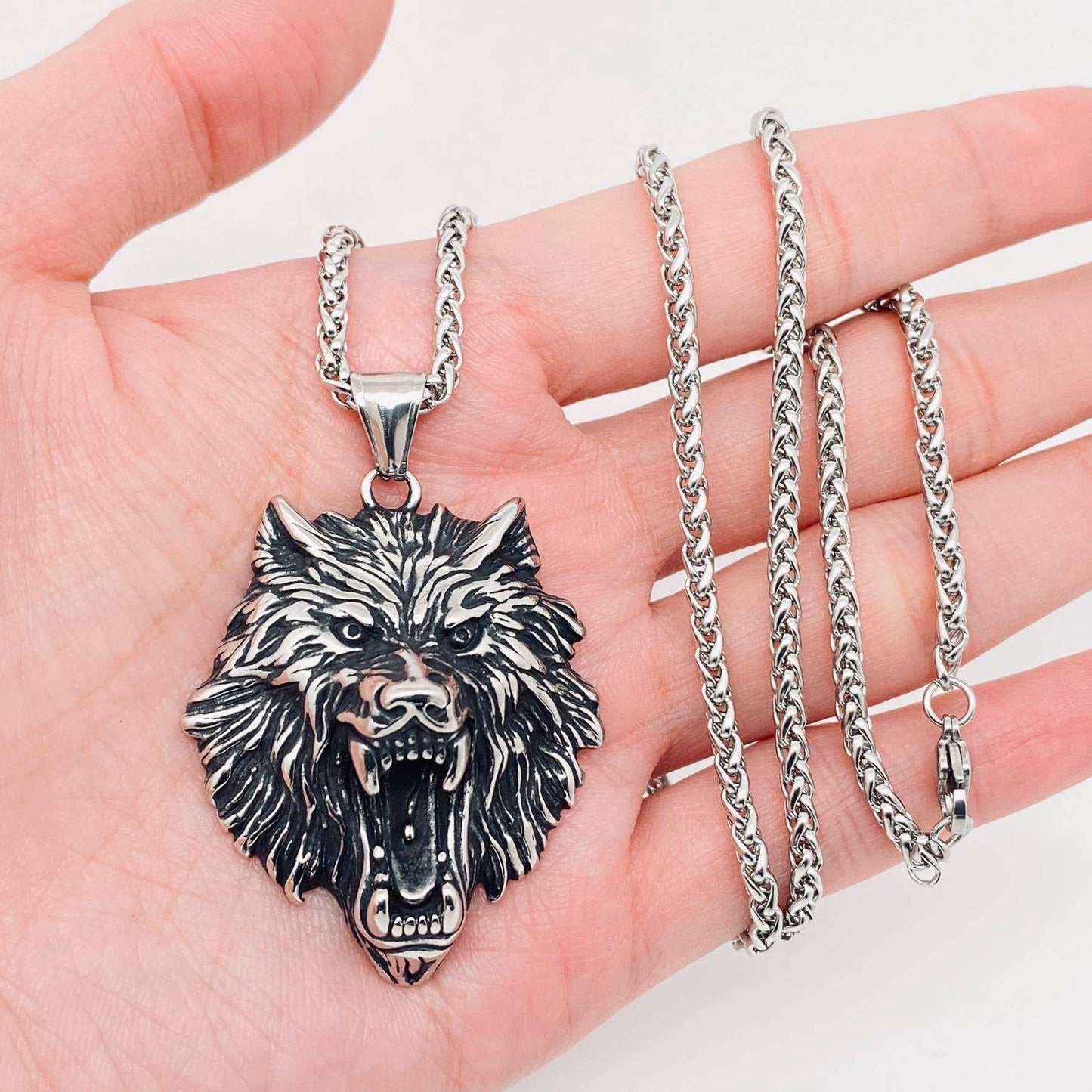 Stainless Steel Wolf Head Charm Pendant Necklace