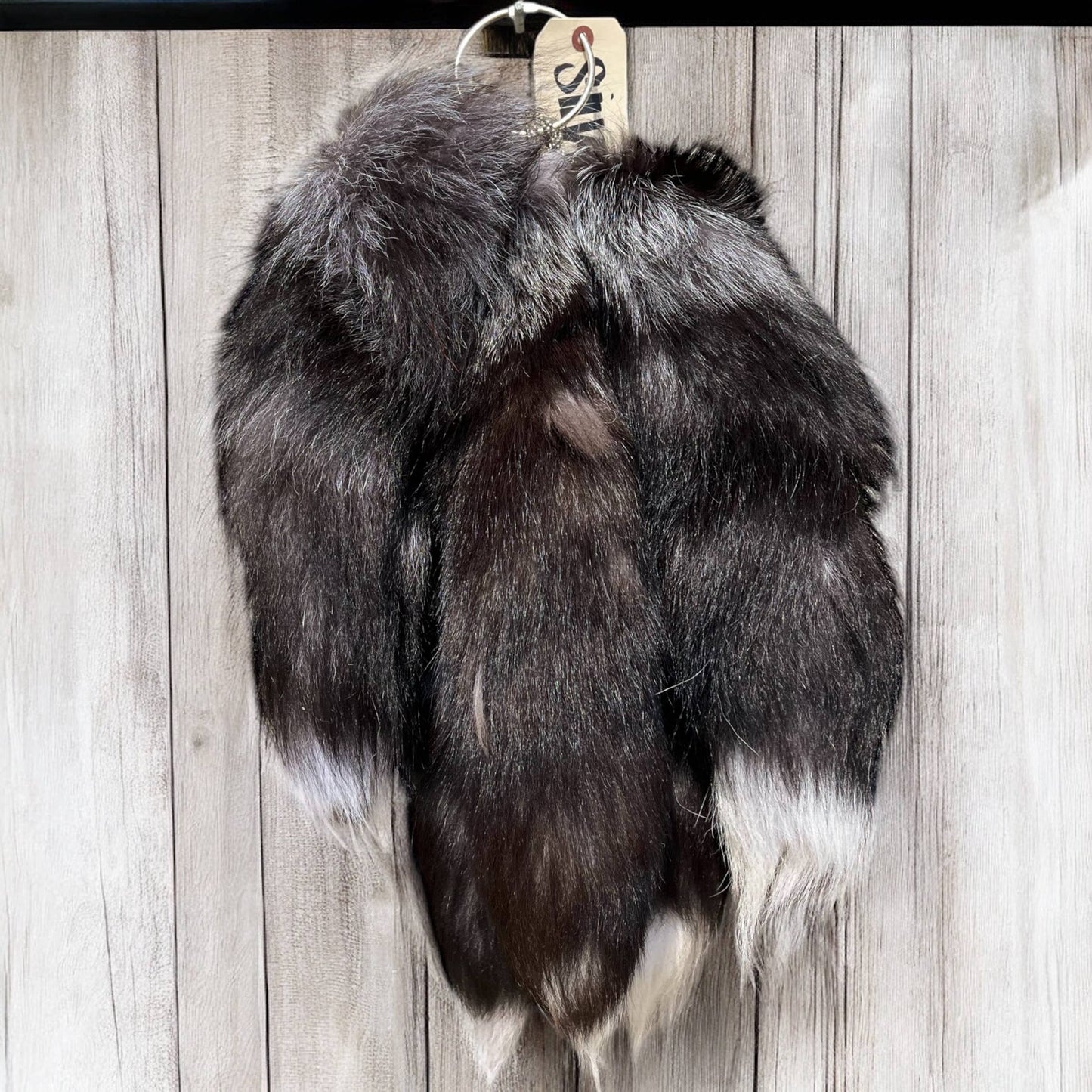 Natural silver Fox Tail 