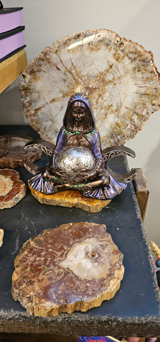 Celtic Mother Earth Goddess