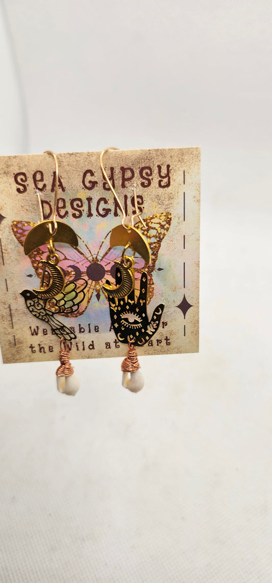 Seashell Mismatch Earrings