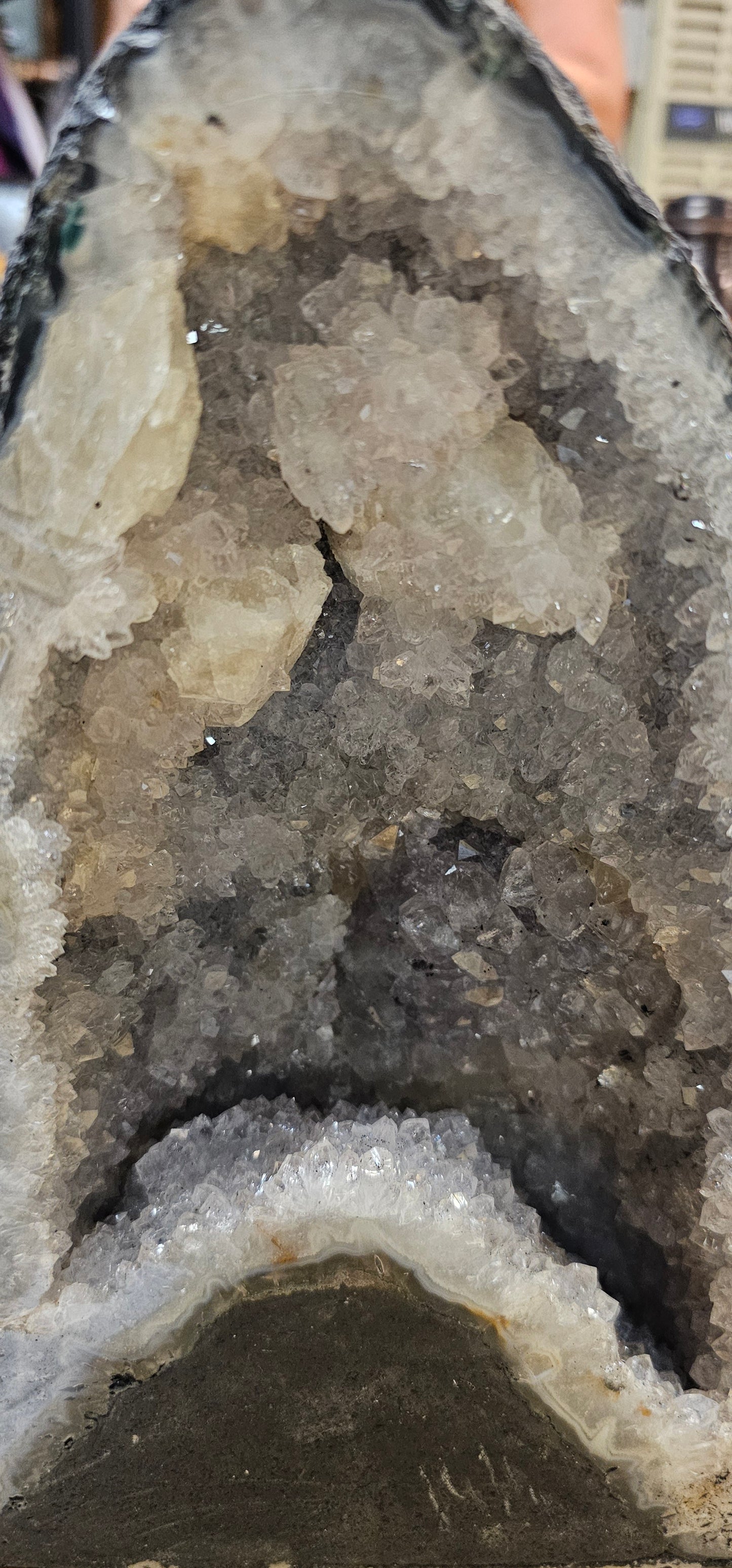 Amethyst Geodes Mid Range Cut - Various