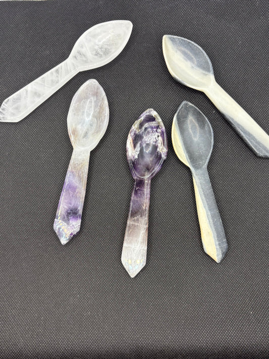 Spoon Various Stones