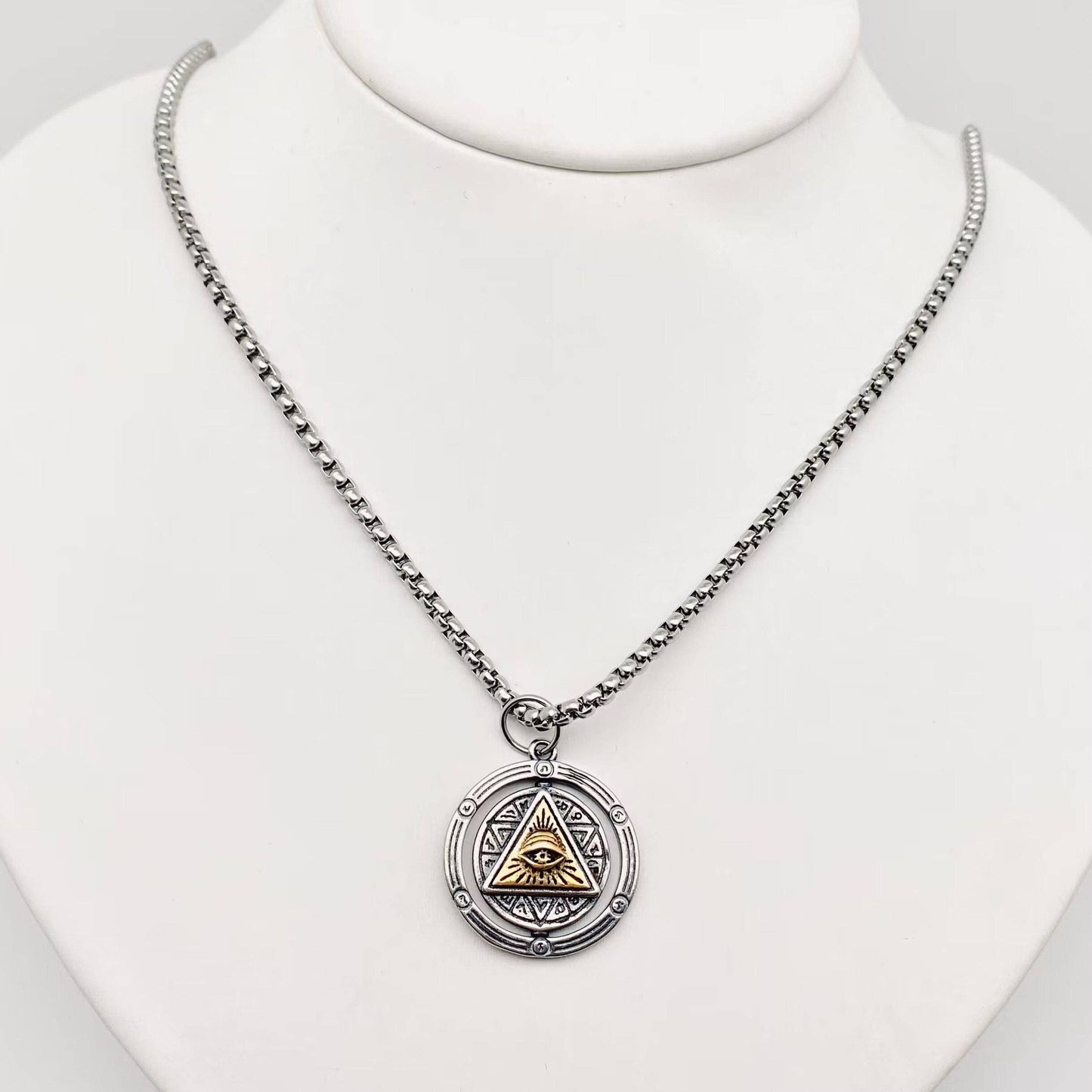 Horus Eye of God Rotatable Pendant Necklace