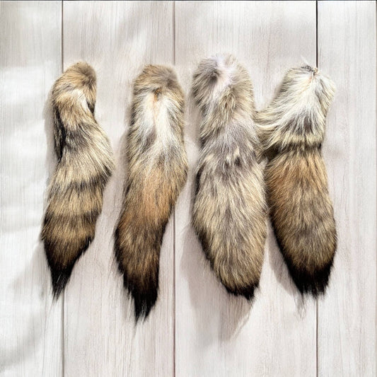 Natural Coyote tail 