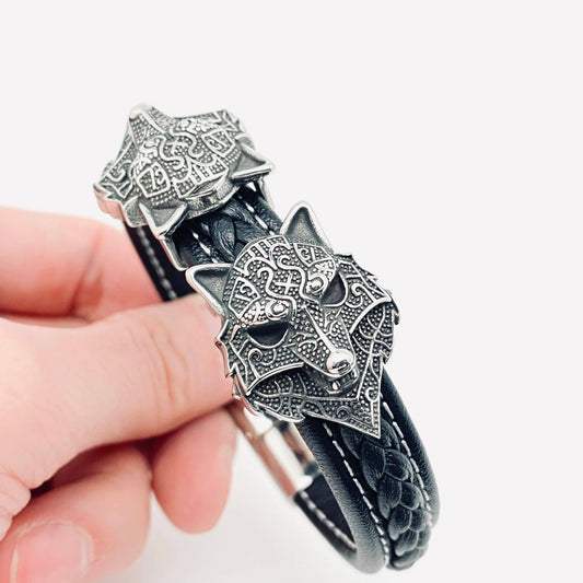 Stainless Steel Double Wolf Head Leather Bracelet 18CM