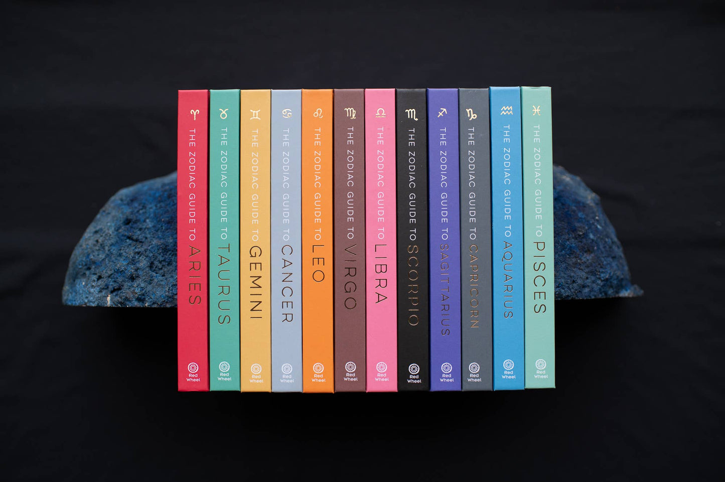 The Zodiac Guide to Pisces - Hardcover Astrology Gift