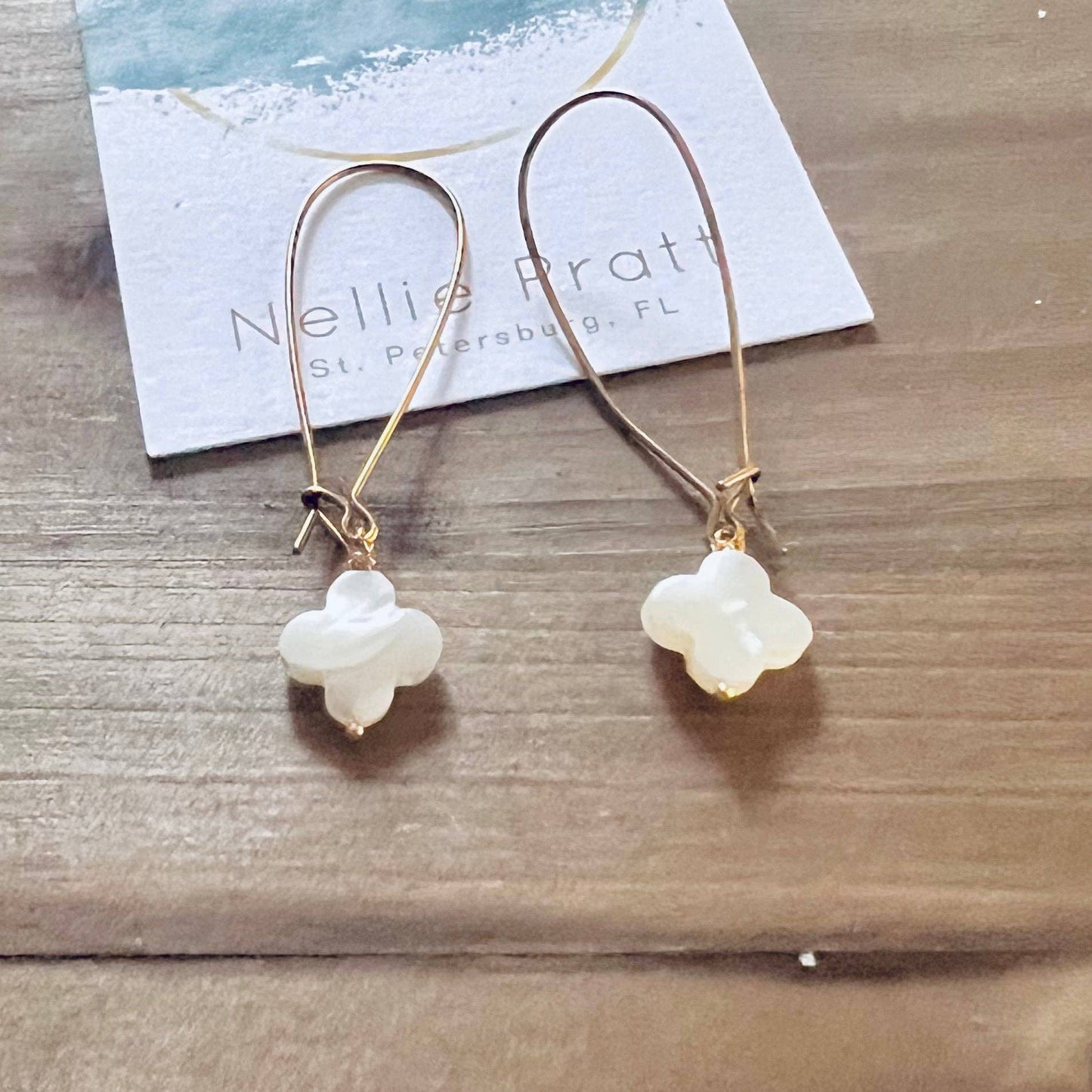 Stinking Cute dangle earrings 