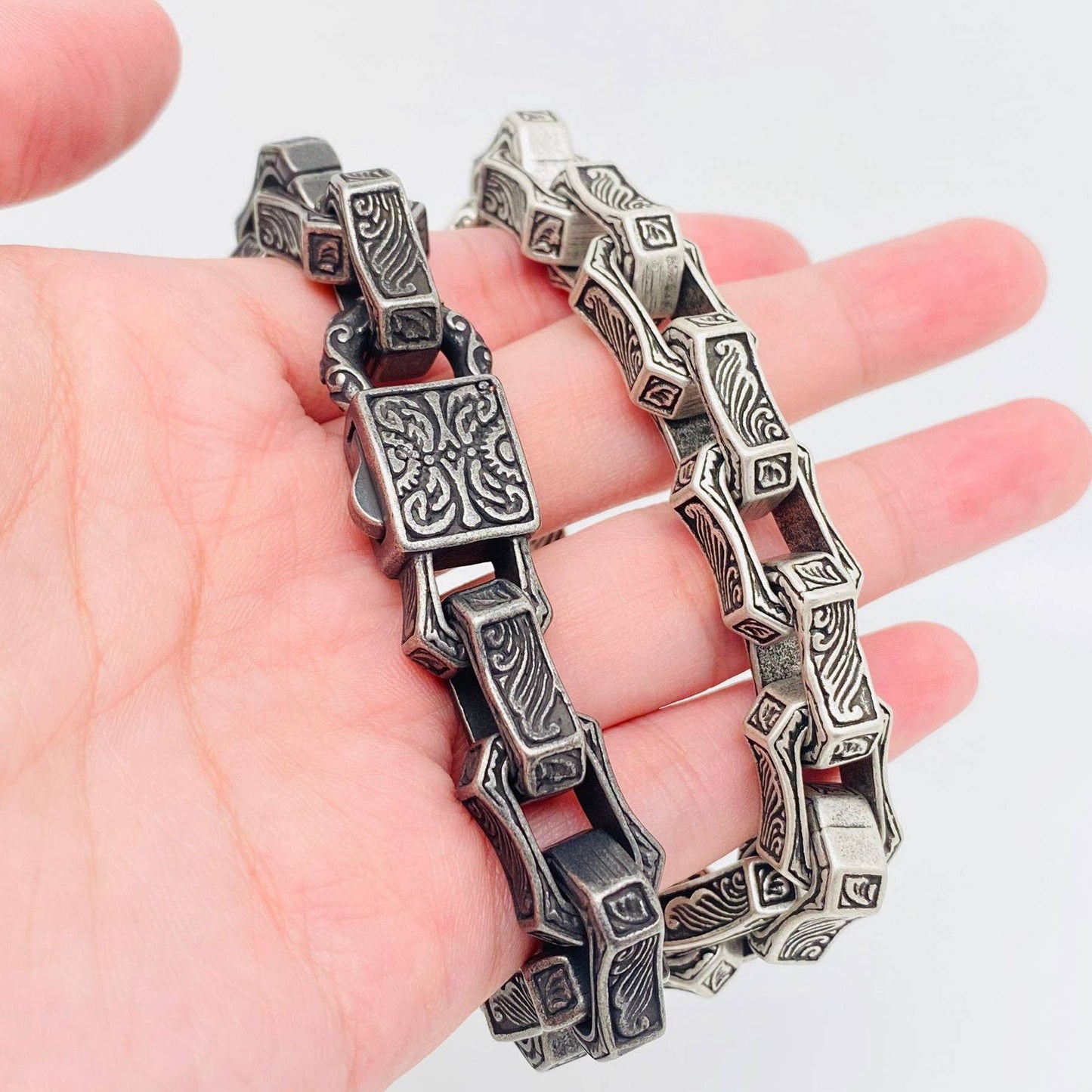 Retro Engraved Pattern Stainless Steel Bracelet -205mm / 8.07 in