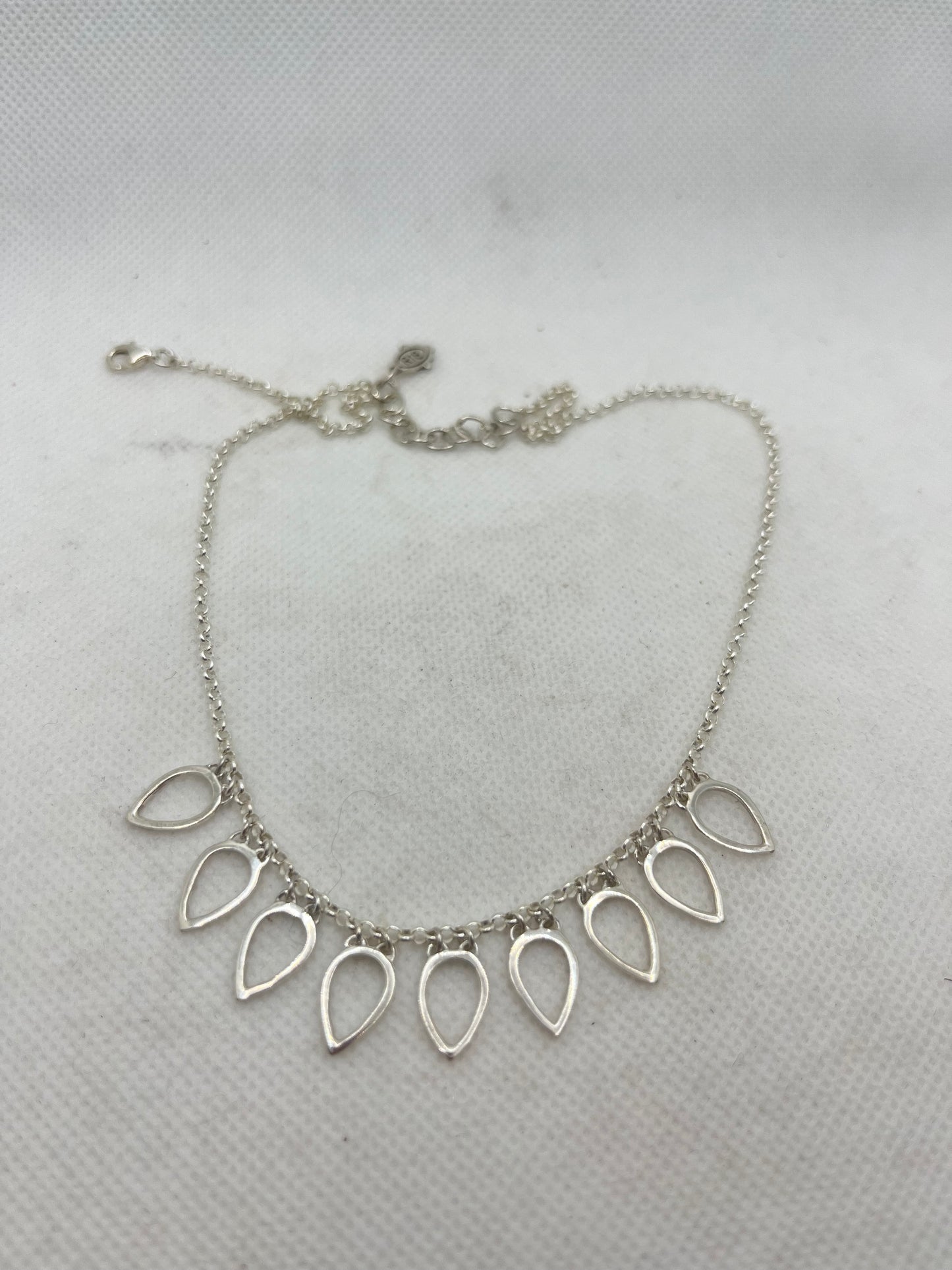 Open Lotus Leaf Drops Necklace