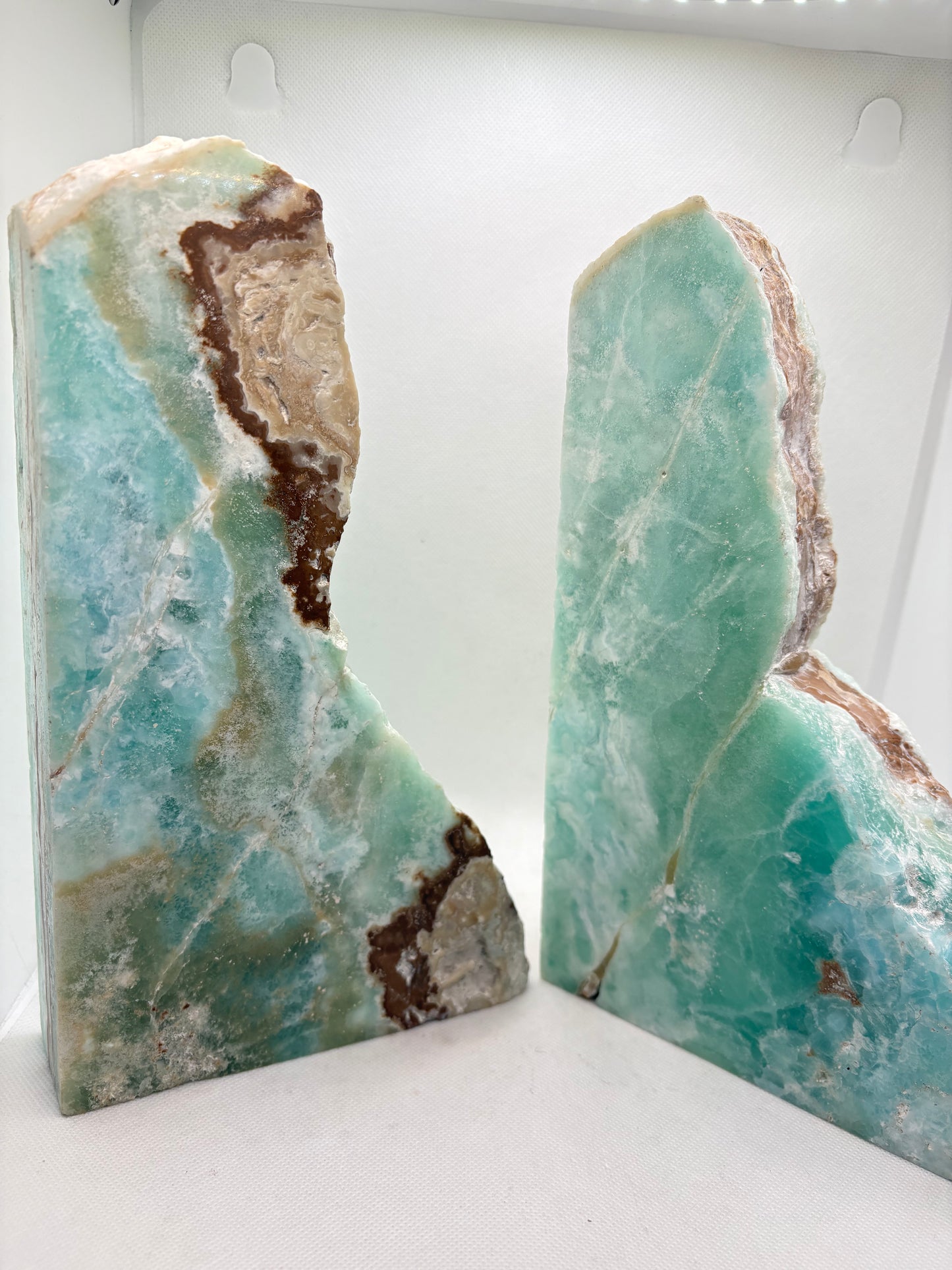 Caribean Calcite Freeform Tower