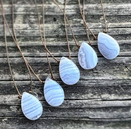 Blue Lace Agate Smooth Teardrop Cord Necklace : 16, 18 inches in legnth