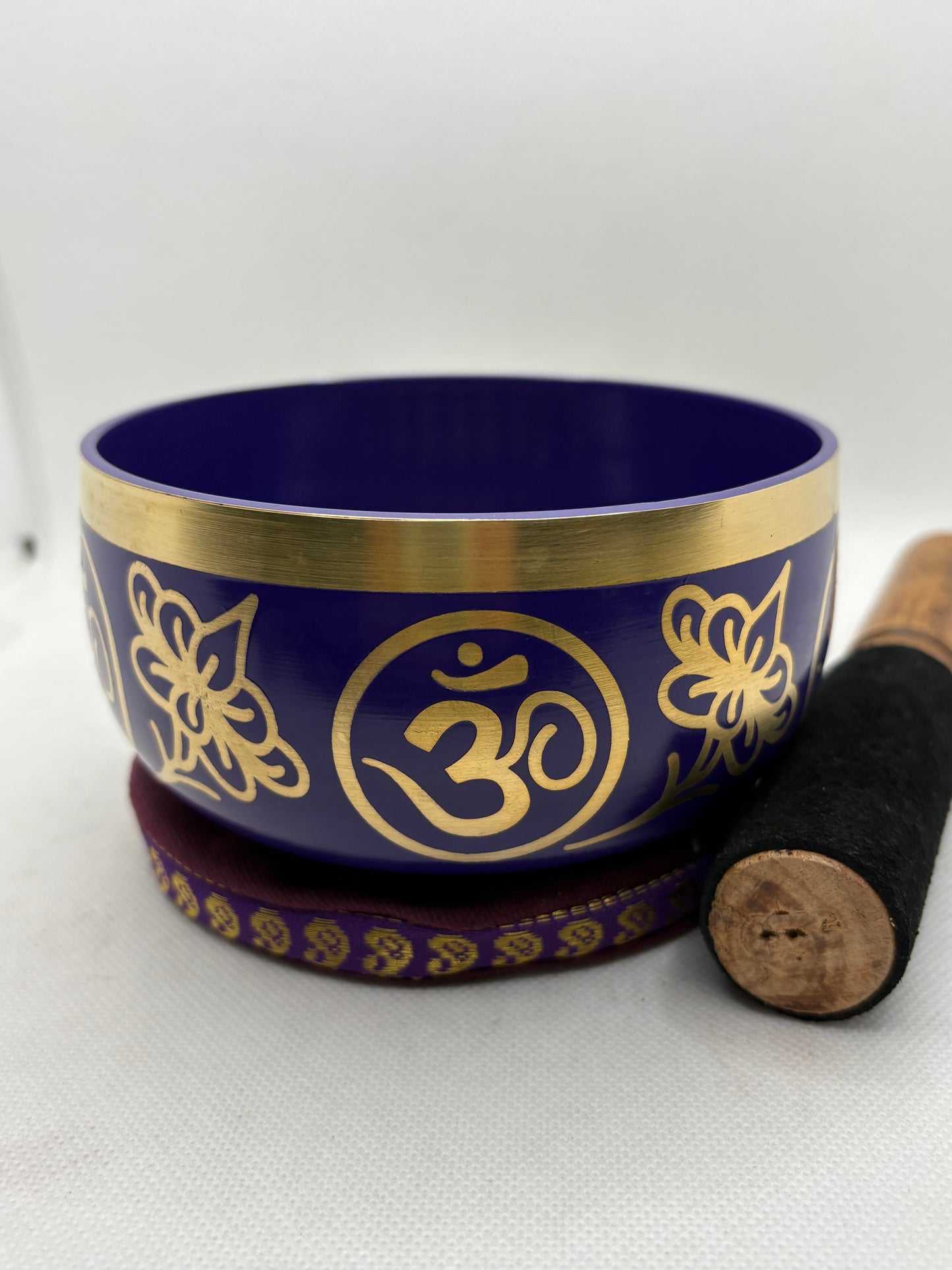 Chakra Tibetan Singing Bowl Medium Colored Boxes- Atma Buti