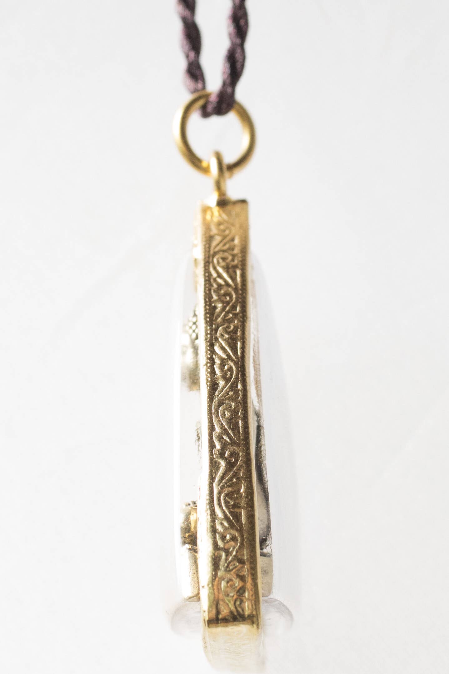 Sukhothai Earth-Touching Buddha Amulet / Pendant w Necklace