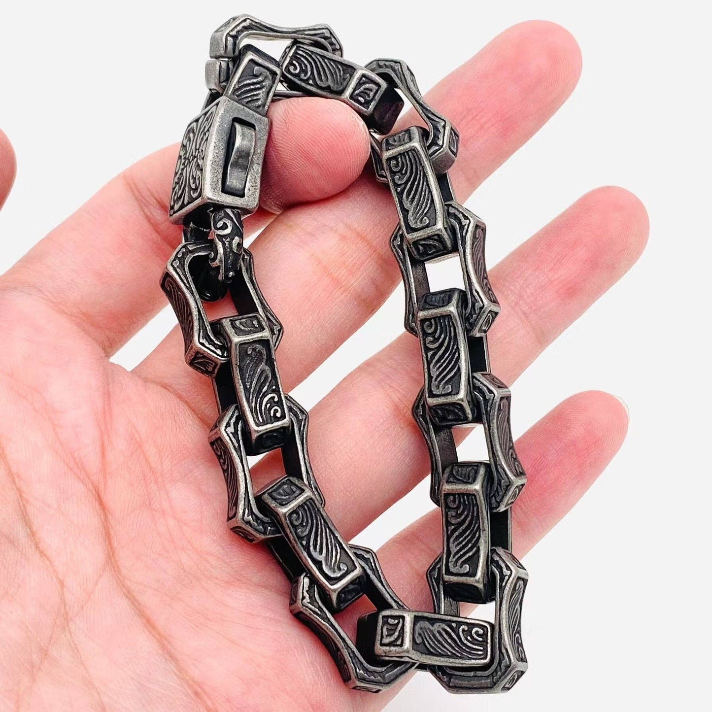 Retro Engraved Pattern Stainless Steel Bracelet -205mm / 8.07 in