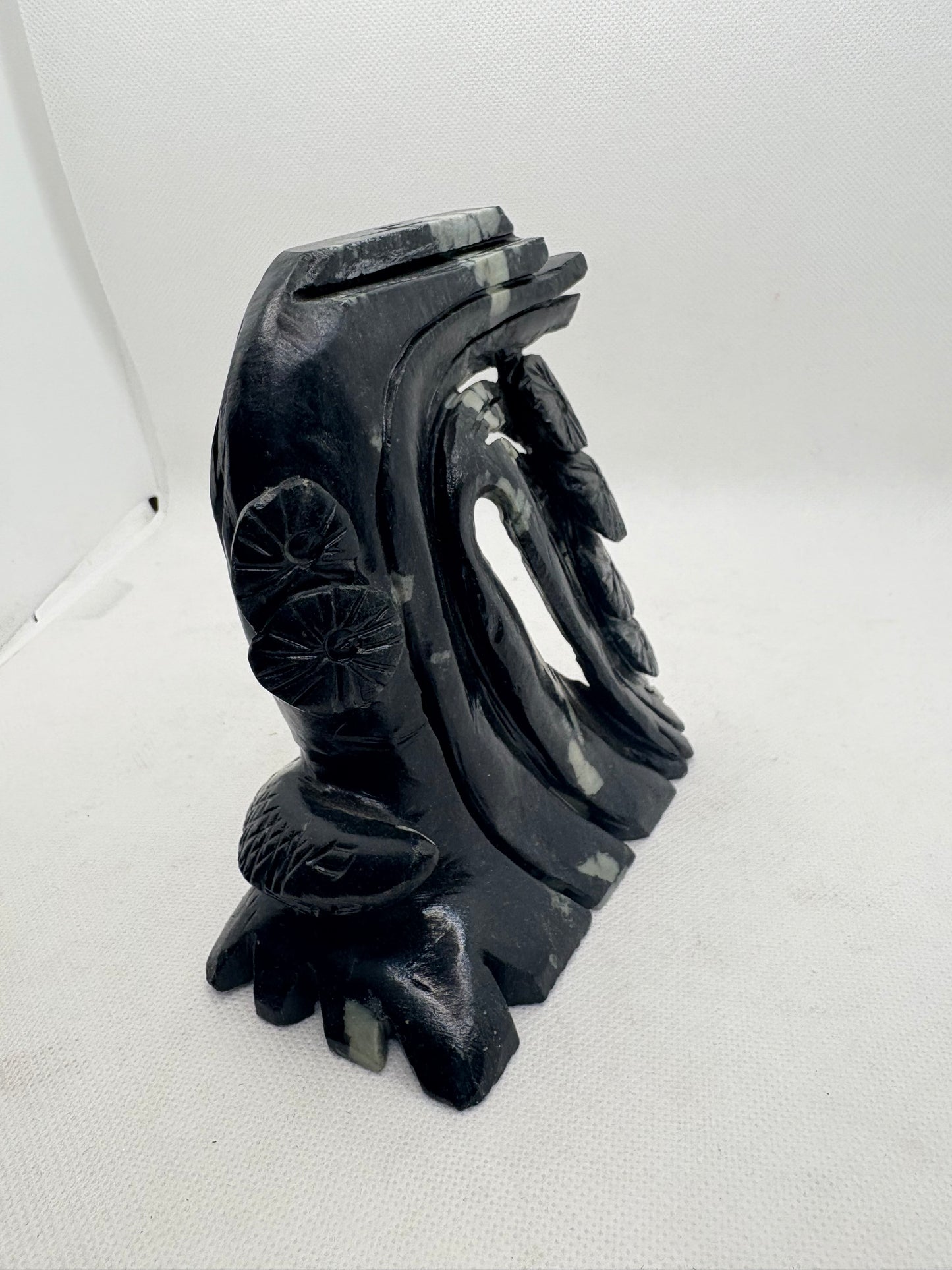 Obsidian Tree with Flowers and Qi Lin