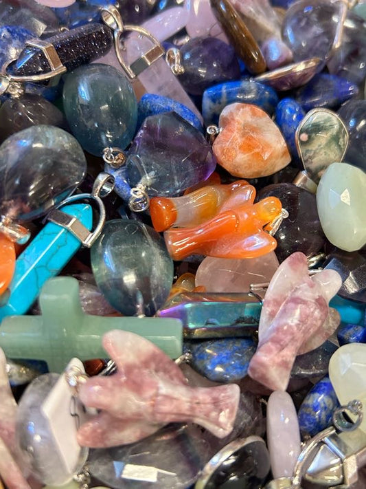 Pendant Tumbled Various