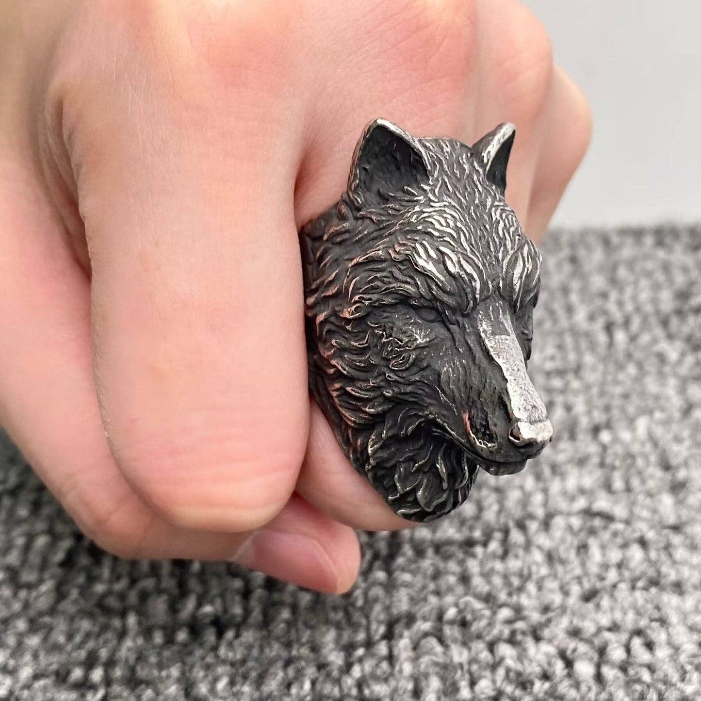 Wolf Head Smear Blackening Stainless Steel Ring