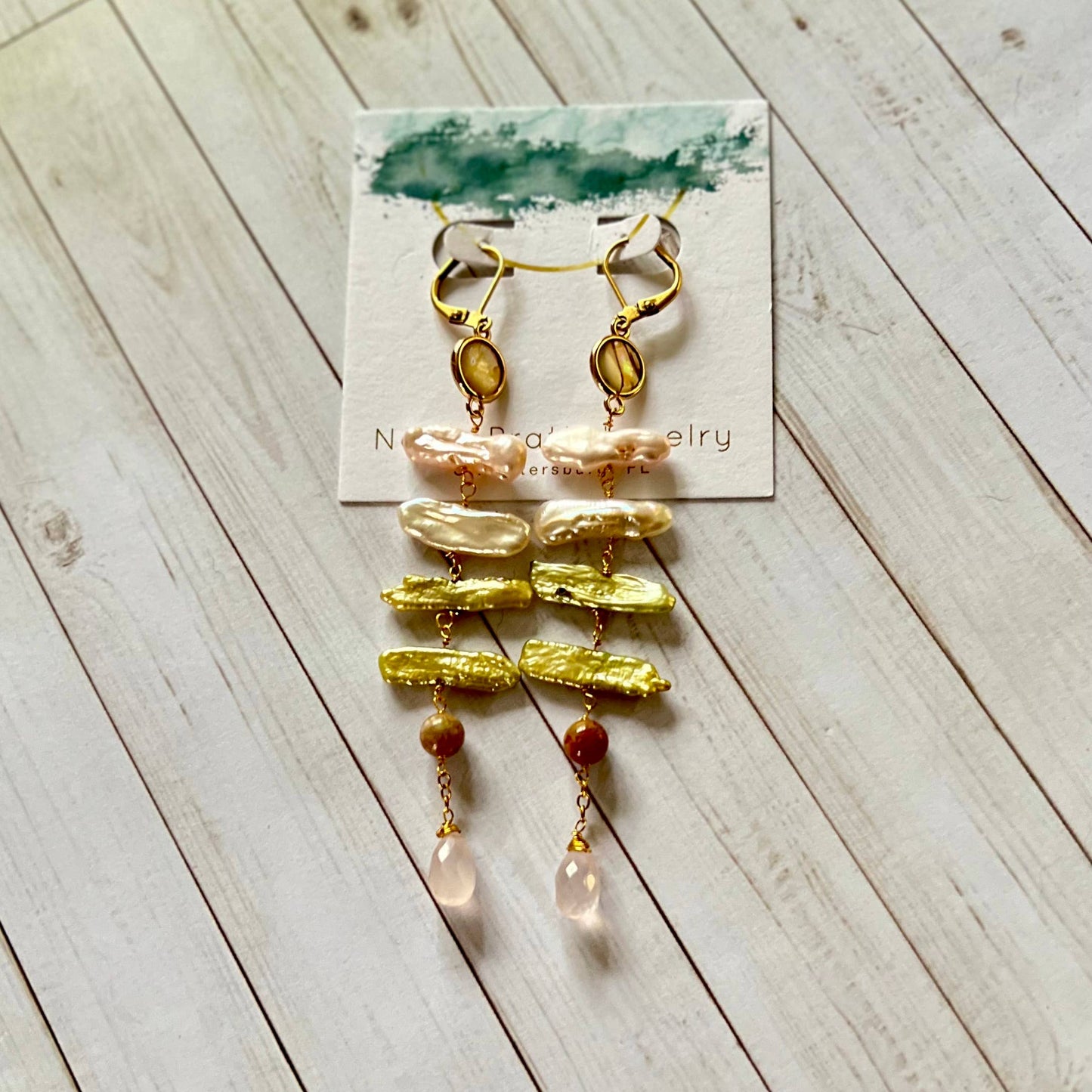 Club Lounge pearl dangle earrings