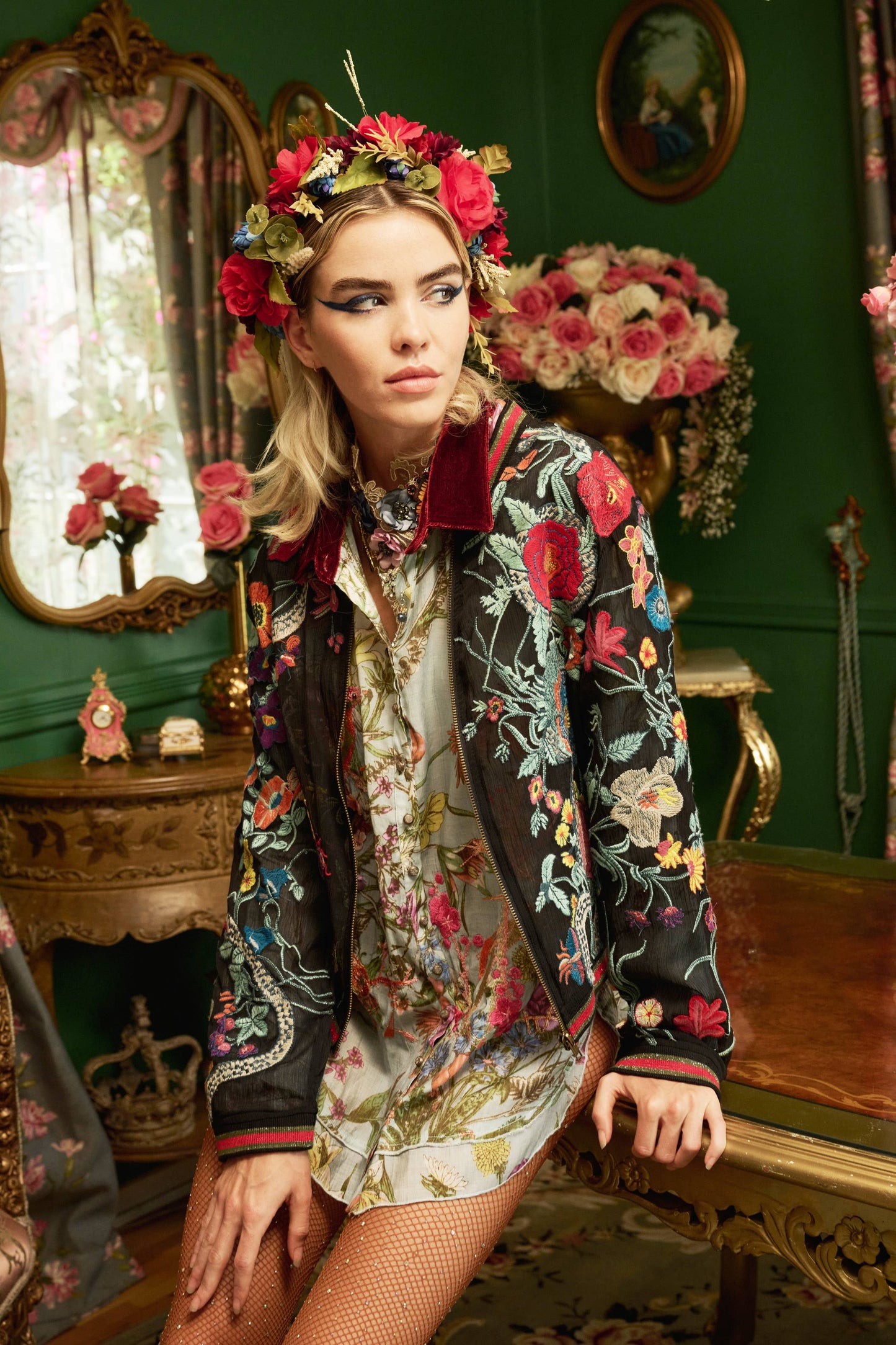Bellezza Embroidered Bomber Jacket: Black Floral
