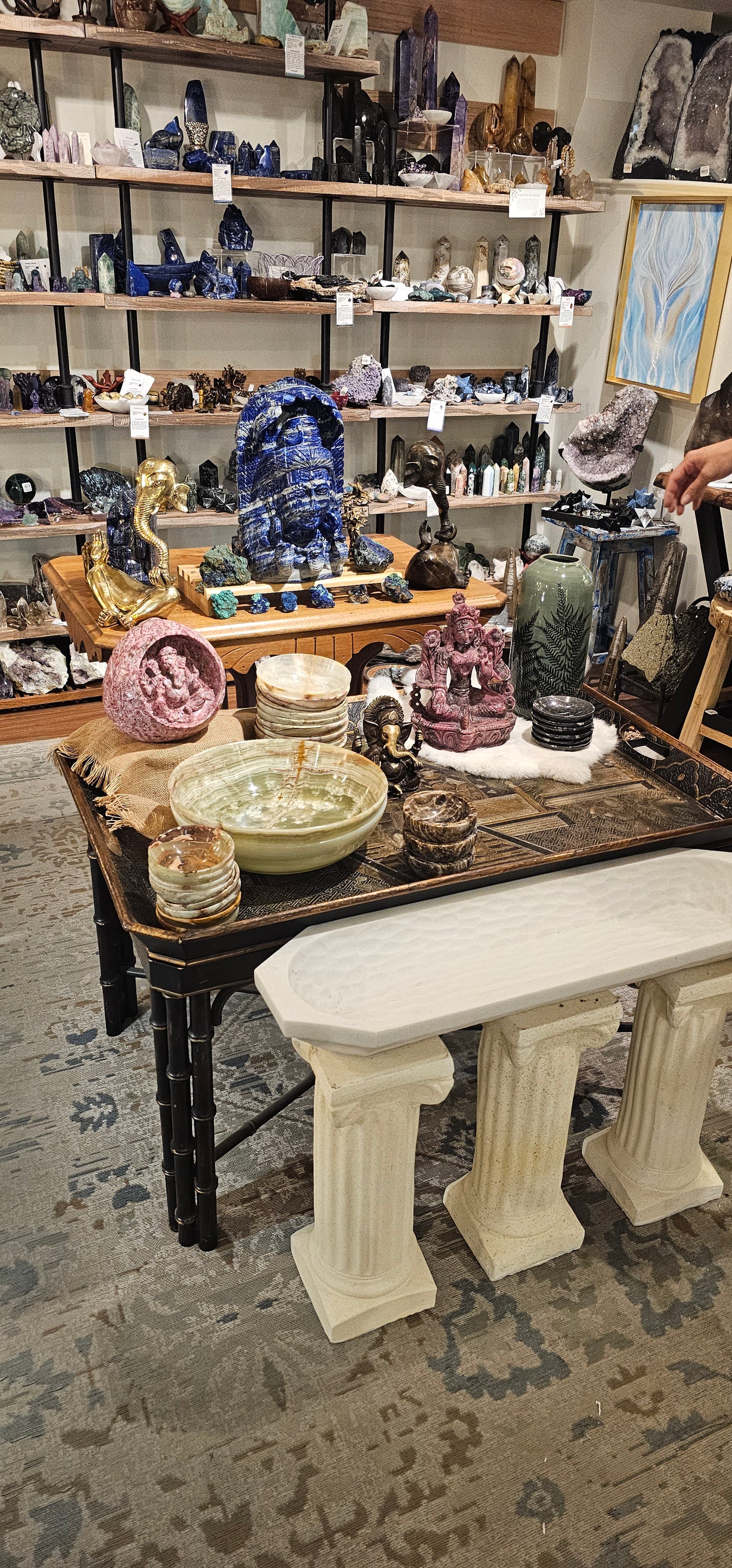 Rhodonite Tara Statue Carving