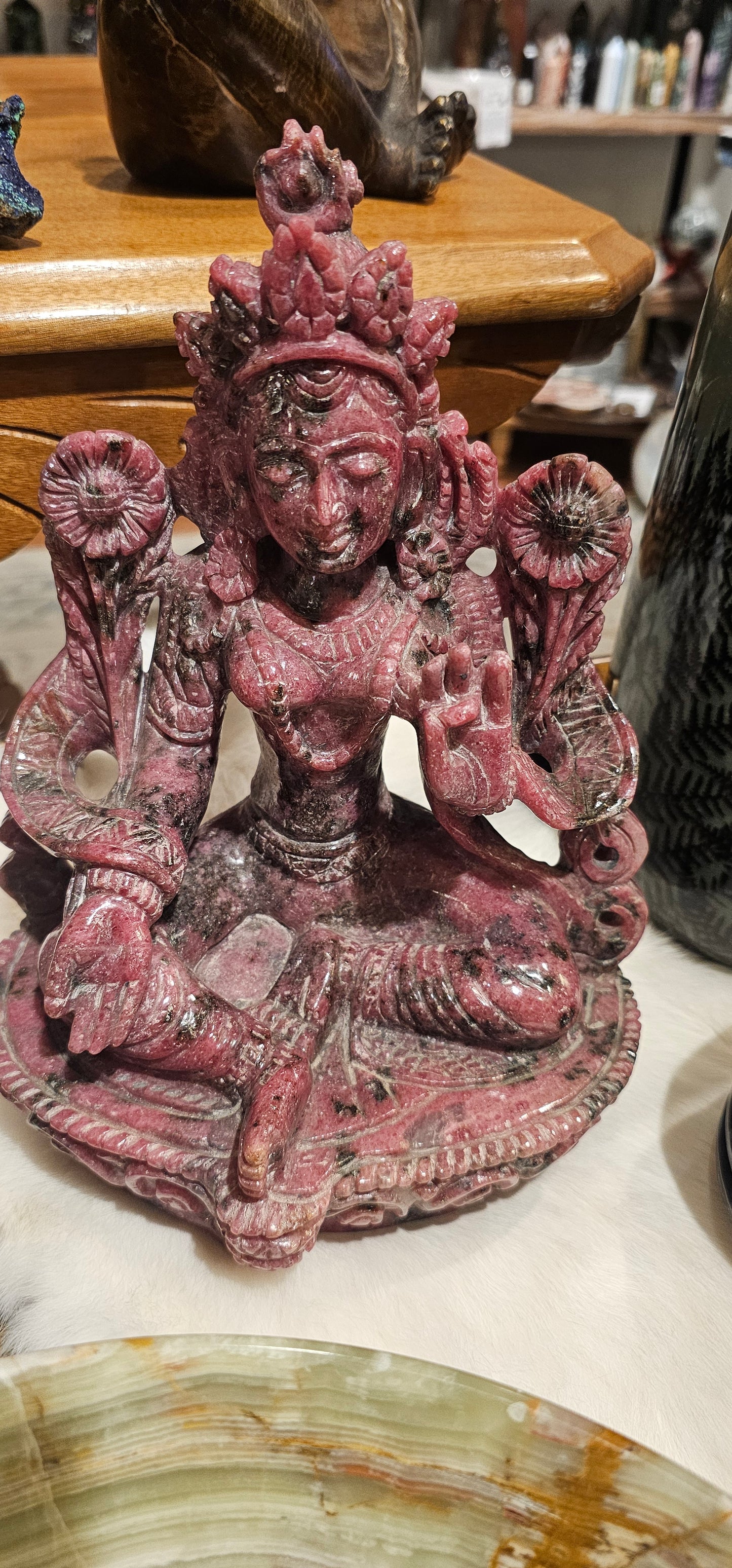 Rhodonite Tara Statue Carving